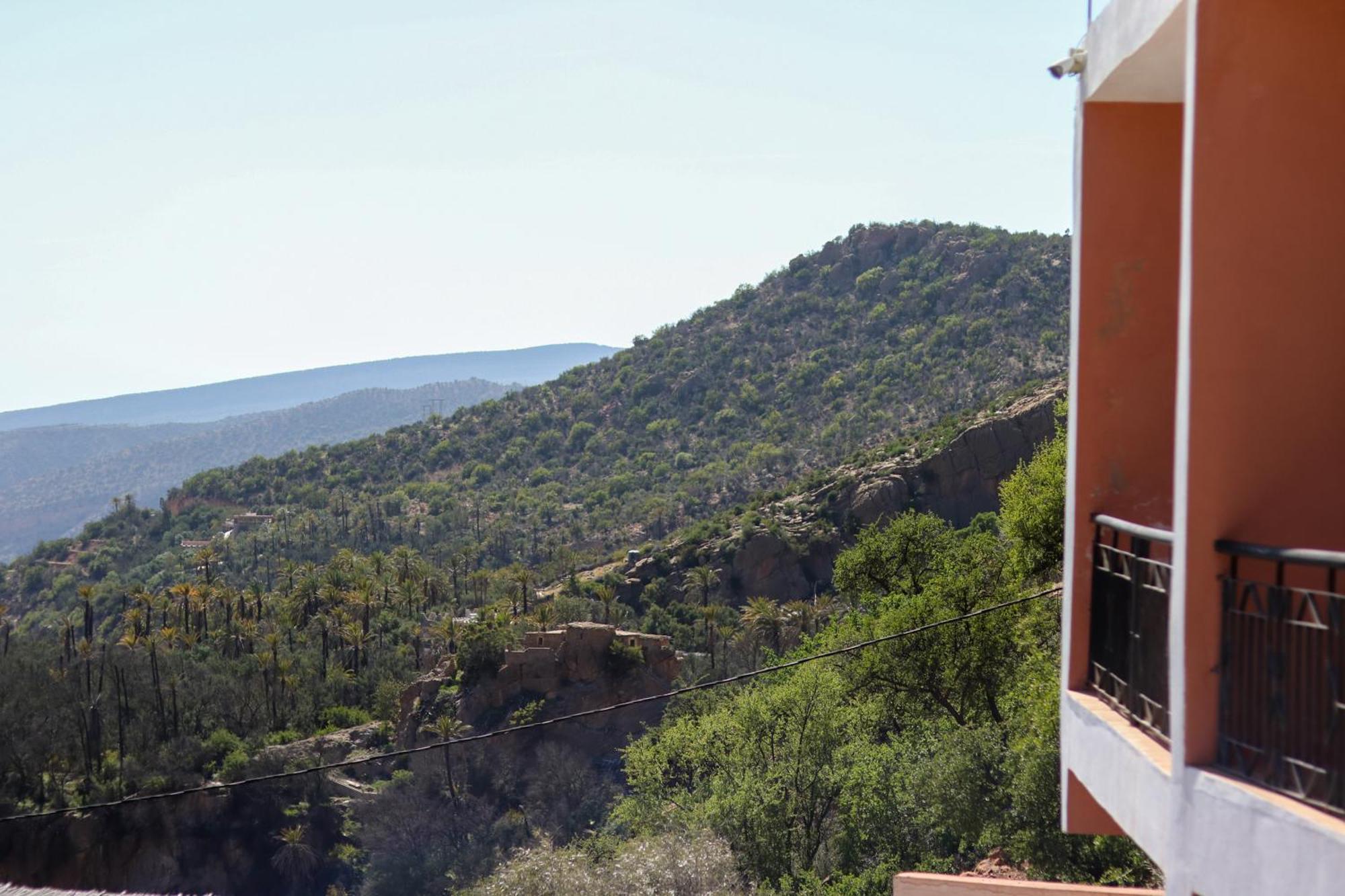 Auberge Les Montagnes Du Paradis Tagherat Anekrim المظهر الخارجي الصورة