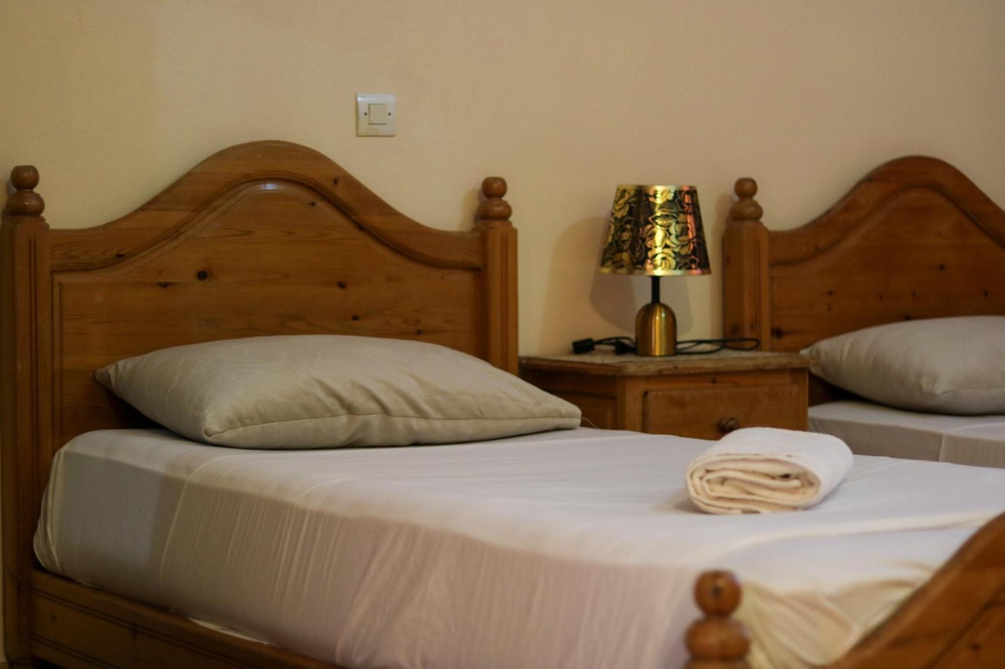 Auberge Les Montagnes Du Paradis Tagherat Anekrim المظهر الخارجي الصورة